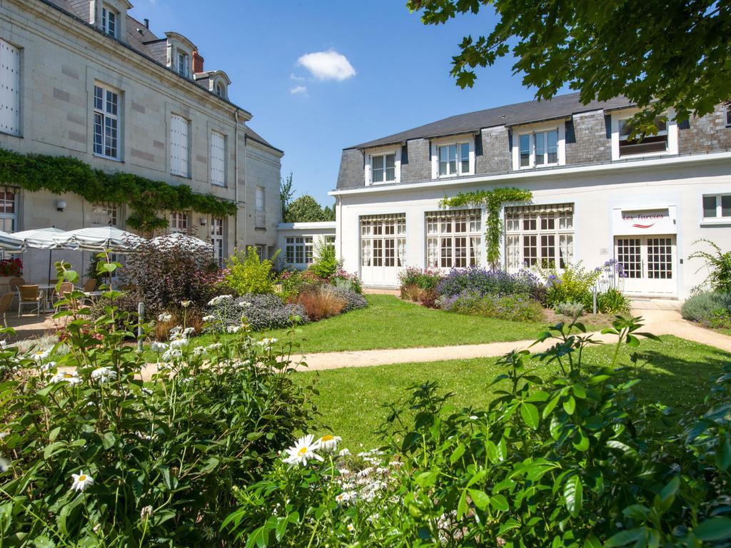 Hotel Mileade Le Domaine De La Blairie - Saumur Saint-Martin-de-la-Place 외부 사진