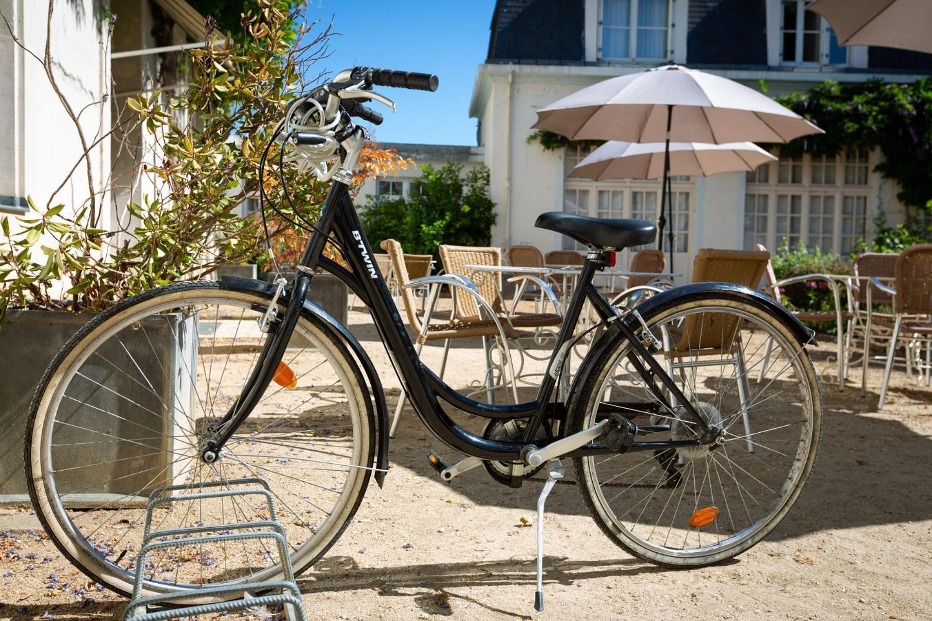 Hotel Mileade Le Domaine De La Blairie - Saumur Saint-Martin-de-la-Place 외부 사진