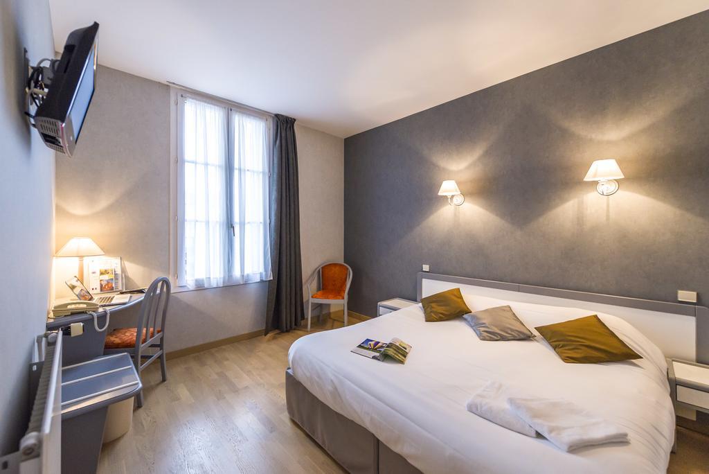Hotel Mileade Le Domaine De La Blairie - Saumur Saint-Martin-de-la-Place 객실 사진